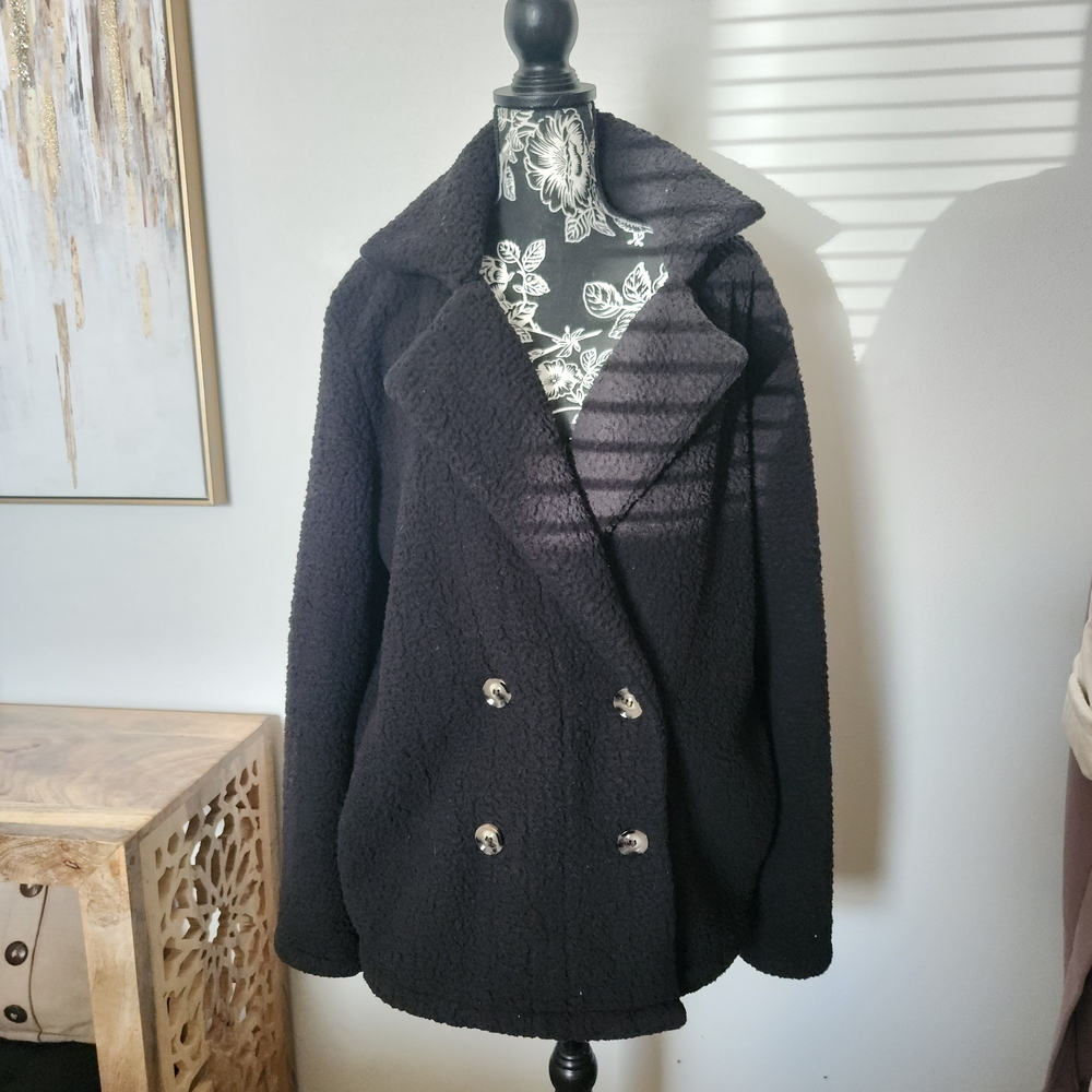 Elegant Black Double-Breasted Teddy Jacket